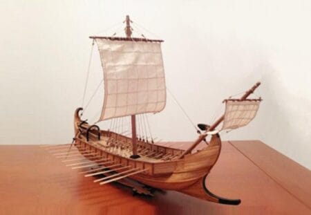 MARIS STELLA LIBURNIAN MONOREME Schiffmodell-Bausatz – 56,9 cm, Maßstab 1:63